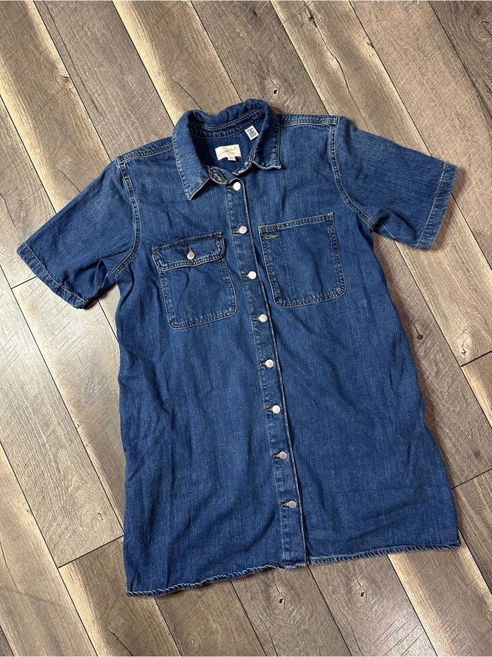 Universal Thread Denim Short Sleeve Dress (pockets)